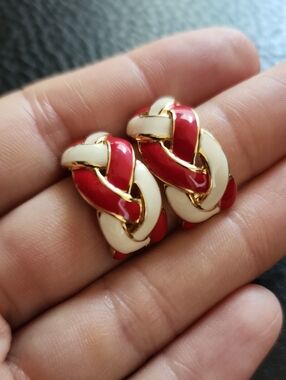 VTG Red and Cream Enamel Interwoven Hoop Earrings